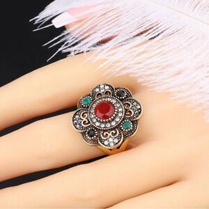 Victorian Elegant Red Center Ring